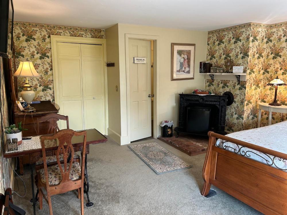 Aiken Manor B&B